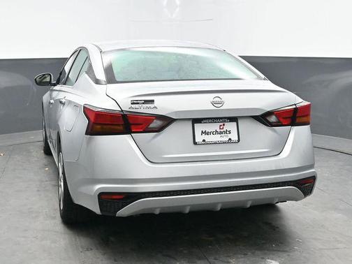 2021 Nissan Altima S FWD