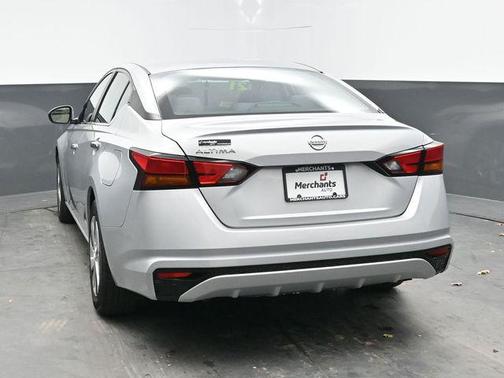 2021 Nissan Altima S FWD