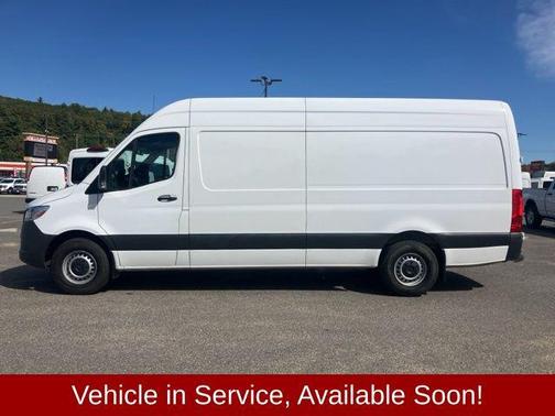 2021 Mercedes-Benz Sprinter 2500 Crew 170 WB