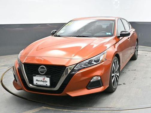 2021 Nissan Altima SR FWD