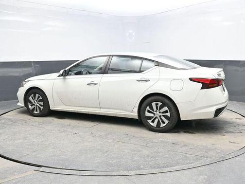 2021 Nissan Altima S FWD