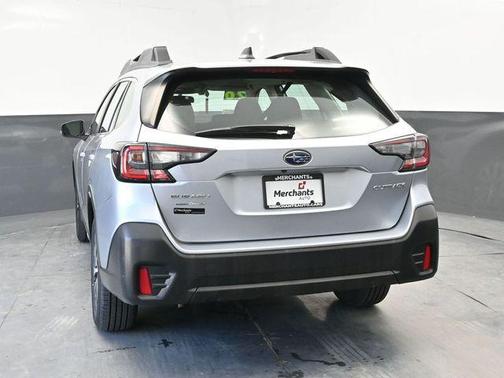 2020 Subaru Outback Base