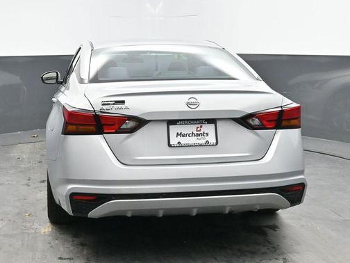 2021 Nissan Altima S FWD