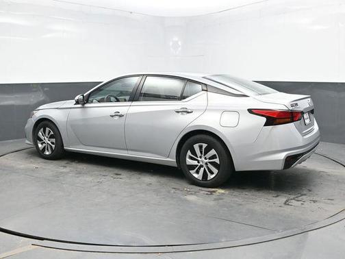 2021 Nissan Altima S FWD