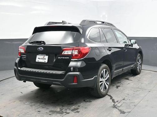 Crystal Black Silica 2019 Subaru Outback 2.5i Limited
