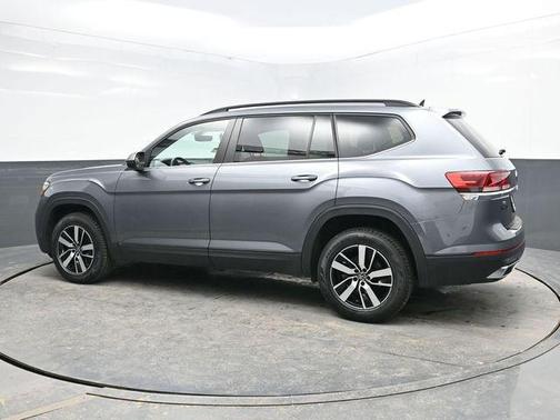 2023 Volkswagen Atlas 2.0T SE