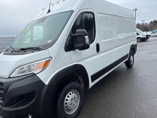 2024 RAM ProMaster 2500 Tradesman