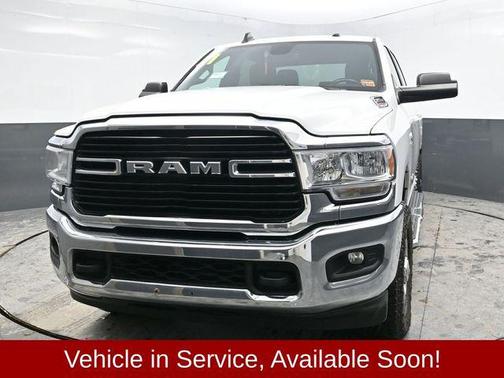 2021 RAM 2500 Big Horn Crew Cab 4x4 6'4' Box