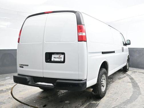 2022 Chevrolet Express 2500 RWD 2500 Extended Wheelbase WT
