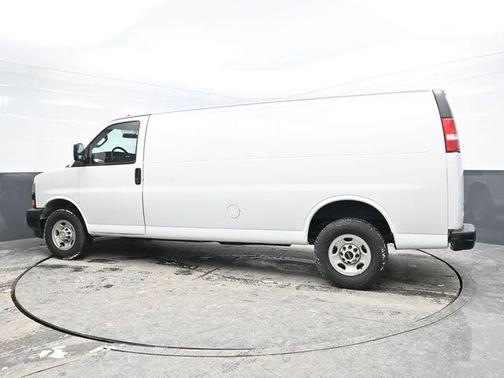2022 Chevrolet Express 2500 RWD 2500 Extended Wheelbase WT