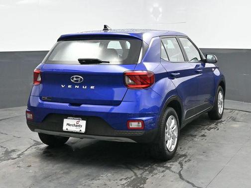 2021 Hyundai VENUE SE