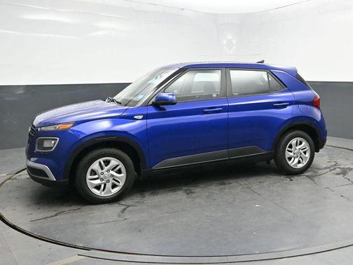 2021 Hyundai VENUE SE
