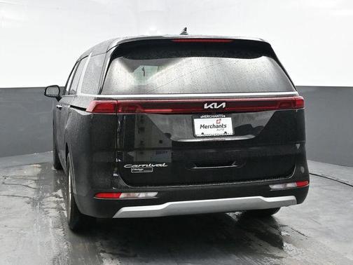 2022 Kia Carnival LXS
