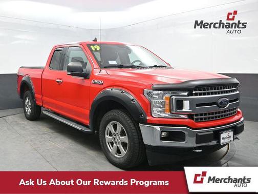 Race Red 2019 Ford F-150 XLT