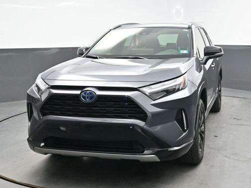 2024 Toyota RAV4 Hybrid SE