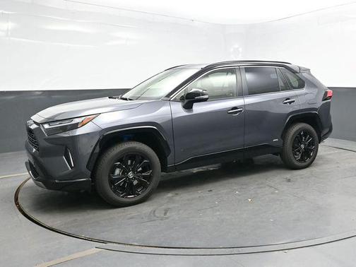 2024 Toyota RAV4 Hybrid SE