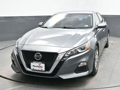 Gun Metallic 2020 Nissan Altima S FWD