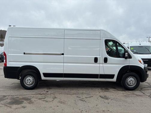 2025 RAM ProMaster 2500 Tradesman
