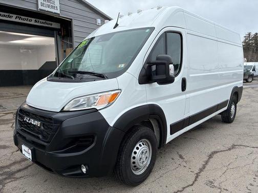 2025 RAM ProMaster 2500 Tradesman