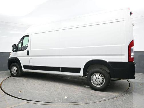 2025 RAM ProMaster 2500 Tradesman