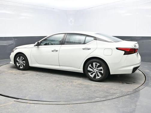 2021 Nissan Altima S FWD