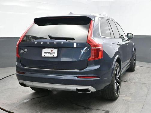 Denim Blue Metallic 2020 Volvo XC90 T6 Momentum