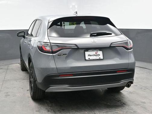 Urban Gray Pearl 2023 Honda HR-V AWD Sport