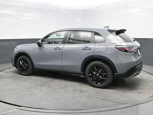 Urban Gray Pearl 2023 Honda HR-V AWD Sport