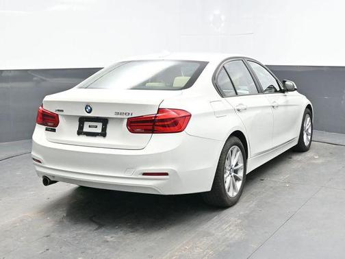2018 BMW 320 i