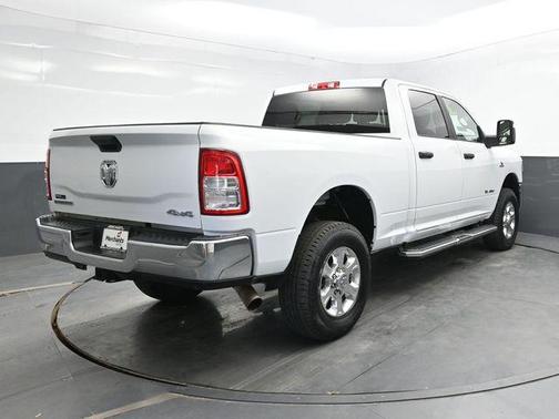 2023 RAM 2500 Big Horn Crew Cab 4x4 6'4' Box