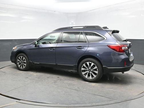 Carbide Gray Metallic 2017 Subaru Outback 2.5i Limited