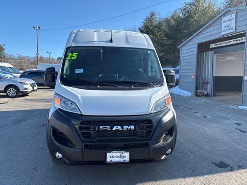 2025 RAM ProMaster 2500 Tradesman