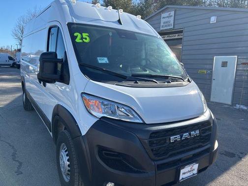 2025 RAM ProMaster 2500 Tradesman