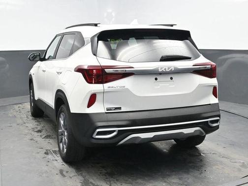 2022 Kia Seltos S