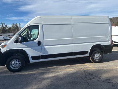 2025 RAM ProMaster 2500 Tradesman