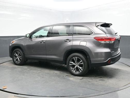 2021 Toyota RAV4 Hybrid SE