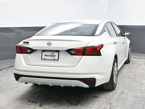 2021 Nissan Altima S FWD