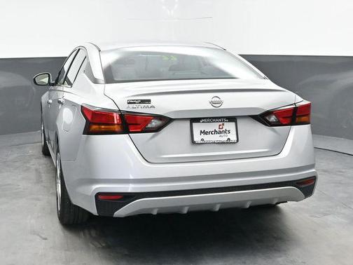 2022 Nissan Altima S FWD