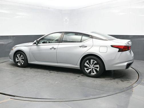 2021 Nissan Altima S FWD