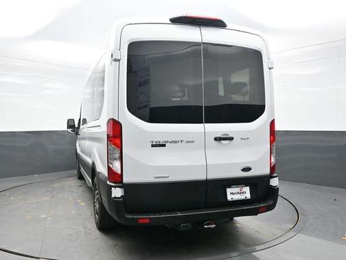 2022 Ford Transit-350 XLT