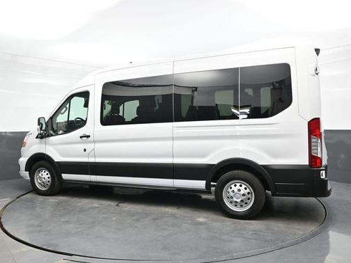 2022 Ford Transit-350 XLT