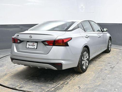 2021 Nissan Altima S FWD