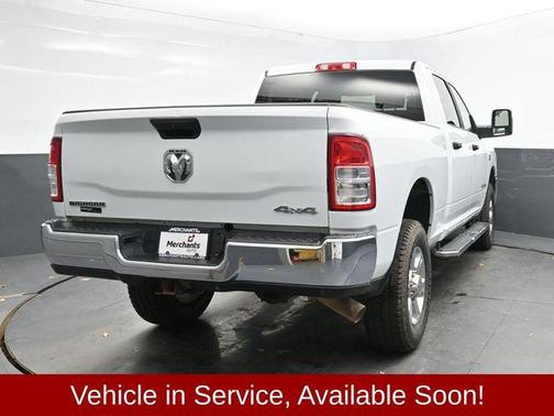 2023 RAM 2500 Big Horn Crew Cab 4x4 6'4' Box