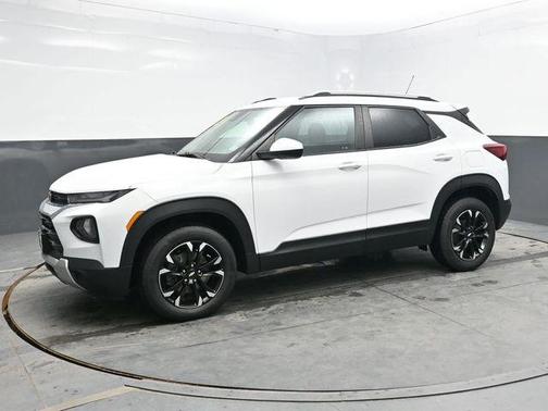 Summit White 2023 Chevrolet Trailblazer LT