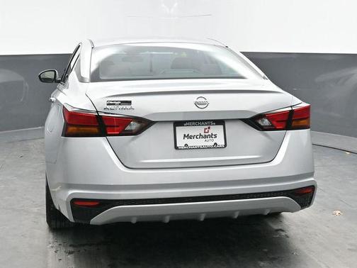 2021 Nissan Altima S FWD