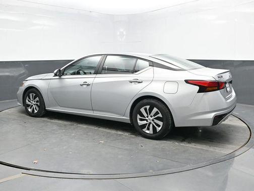 2021 Nissan Altima S FWD