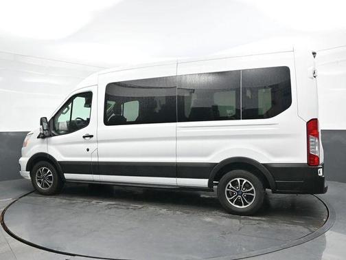 2022 Ford Transit-350 XLT