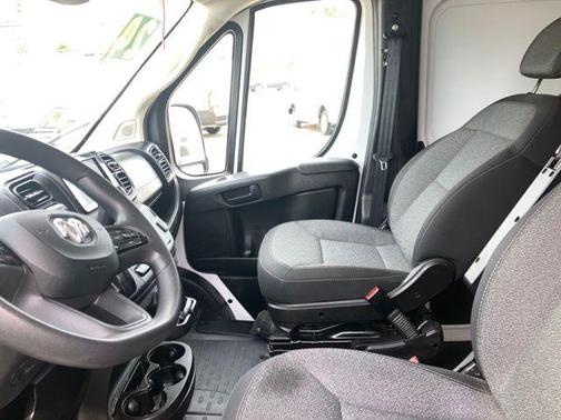 2024 RAM ProMaster 2500 Tradesman