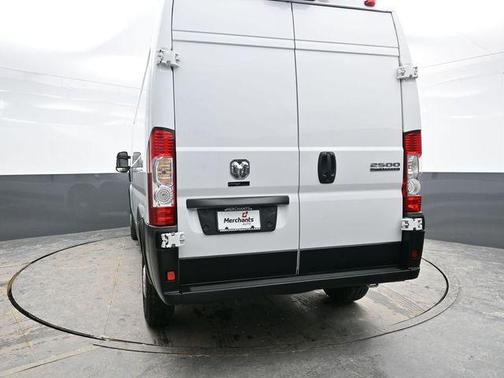 2025 RAM ProMaster 2500 Tradesman