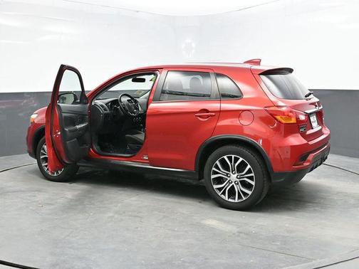 2019 Mitsubishi Outlander Sport SE
